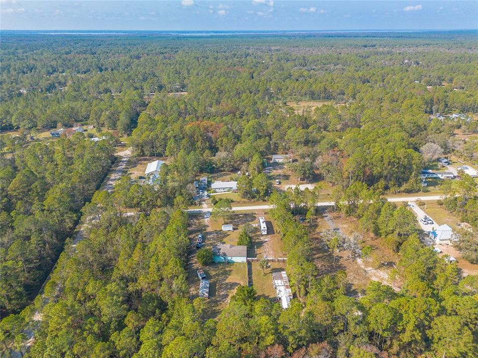 For Sale: $199,900 (2 beds, 2 baths, 1352 Square Feet)