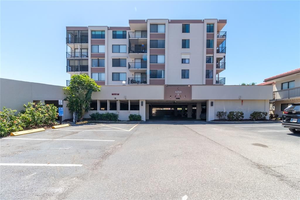 待售: $320,000 (2 贝兹, 2 浴室, 1050 平方英尺)