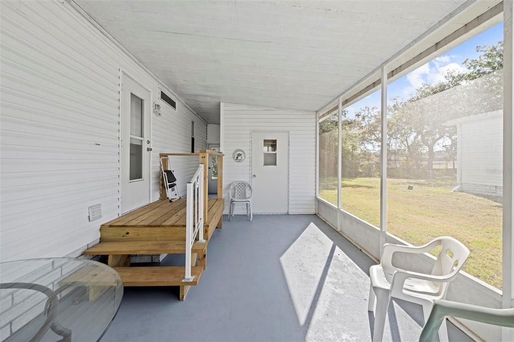 For Sale: $155,000 (2 beds, 2 baths, 1302 Square Feet)