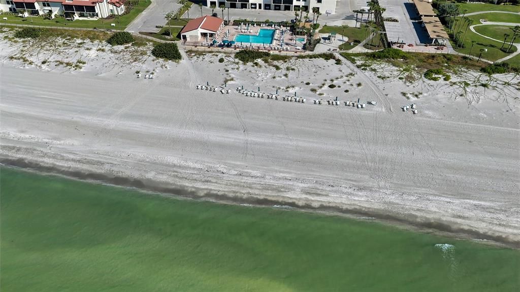 For Sale: $880,000 (2 beds, 2 baths, 1257 Square Feet)