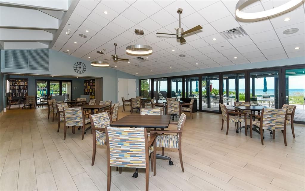 For Sale: $880,000 (2 beds, 2 baths, 1257 Square Feet)