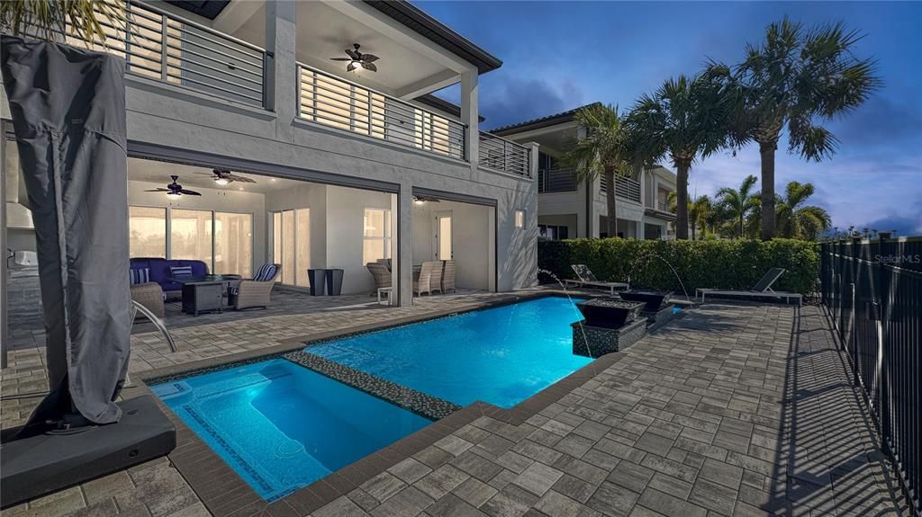 En Venta: $2,000,000 (6 camas, 6 baños, 4588 Pies cuadrados)