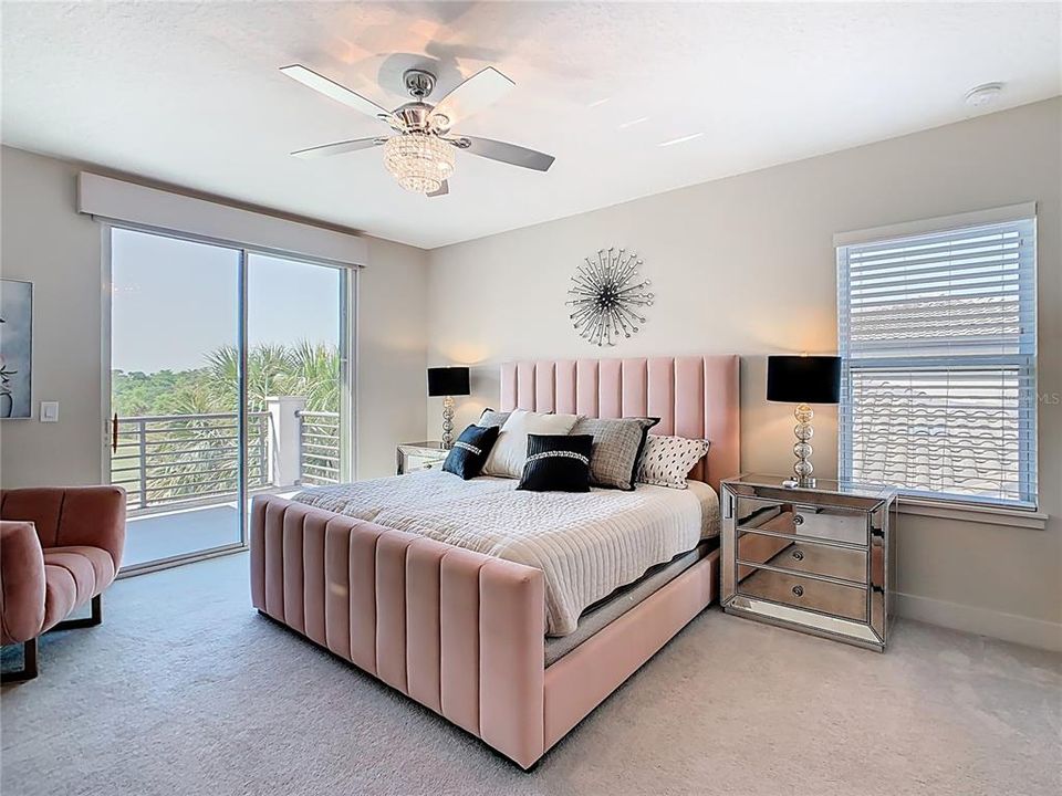 En Venta: $2,000,000 (6 camas, 6 baños, 4588 Pies cuadrados)