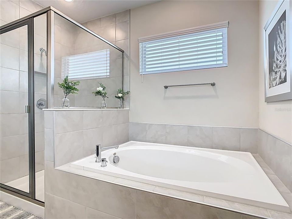 En Venta: $2,000,000 (6 camas, 6 baños, 4588 Pies cuadrados)