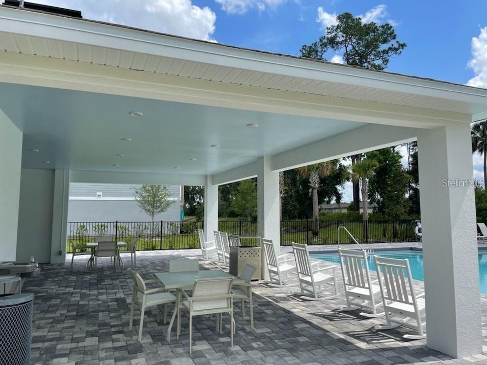 出租: $2,250 (3 贝兹, 2 浴室, 1372 平方英尺)