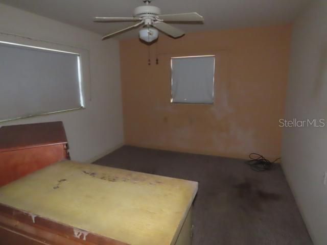 Active With Contract: $179,900 (2 beds, 1 baths, 1216 Square Feet)