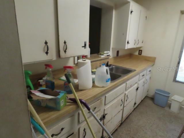 Active With Contract: $179,900 (2 beds, 1 baths, 1216 Square Feet)