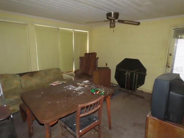 Active With Contract: $179,900 (2 beds, 1 baths, 1216 Square Feet)