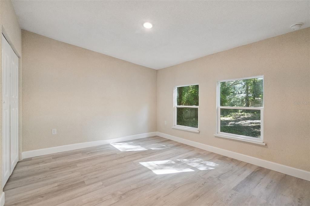 出租: $2,500 (3 贝兹, 2 浴室, 1176 平方英尺)