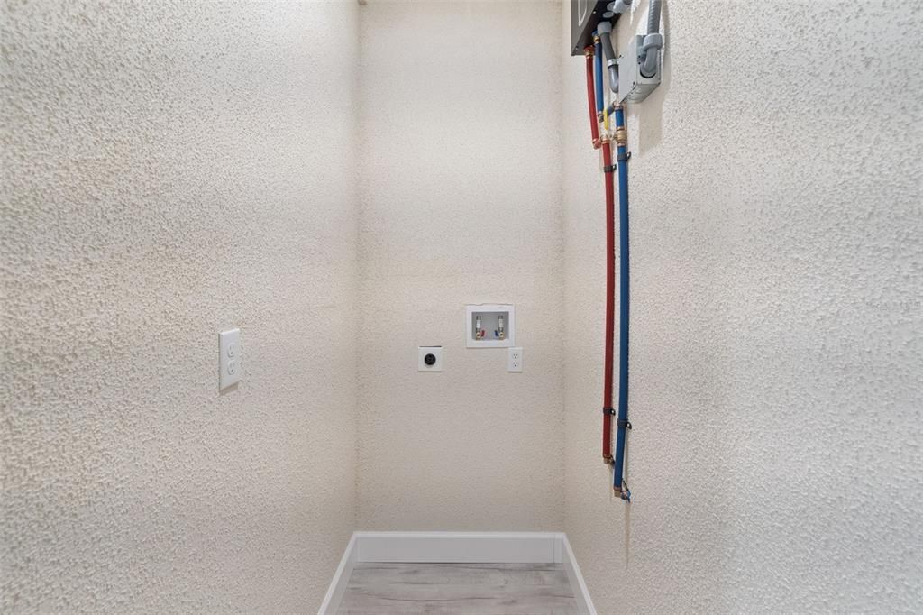 出租: $2,500 (3 贝兹, 2 浴室, 1176 平方英尺)