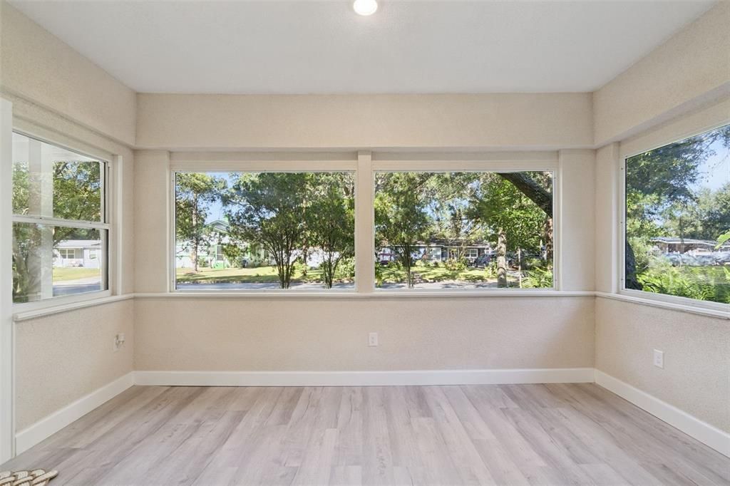 出租: $2,500 (3 贝兹, 2 浴室, 1176 平方英尺)