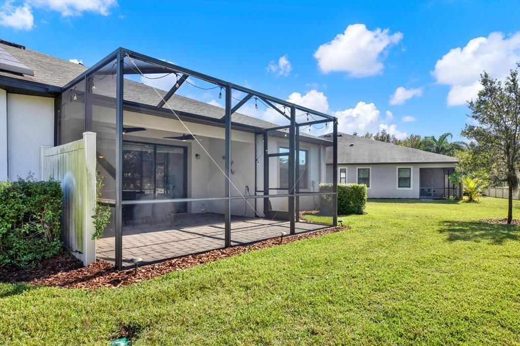 For Sale: $399,900 (2 beds, 2 baths, 1792 Square Feet)