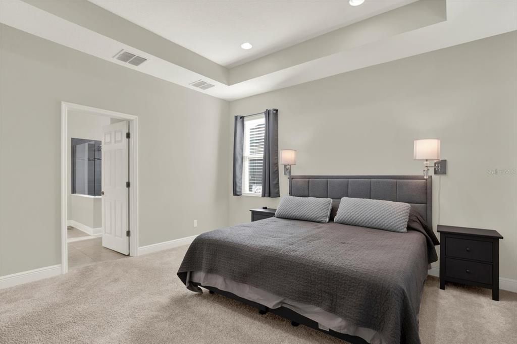 For Sale: $399,900 (2 beds, 2 baths, 1792 Square Feet)