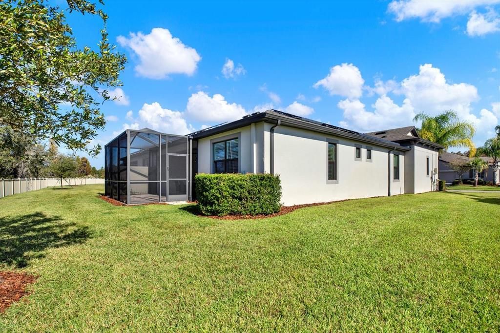 For Sale: $399,900 (2 beds, 2 baths, 1792 Square Feet)