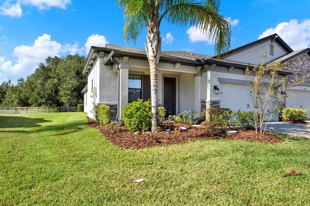 For Sale: $399,900 (2 beds, 2 baths, 1792 Square Feet)