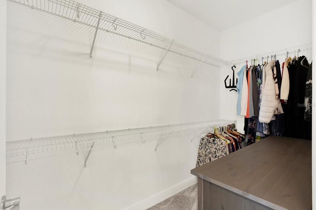 For Sale: $399,900 (2 beds, 2 baths, 1792 Square Feet)