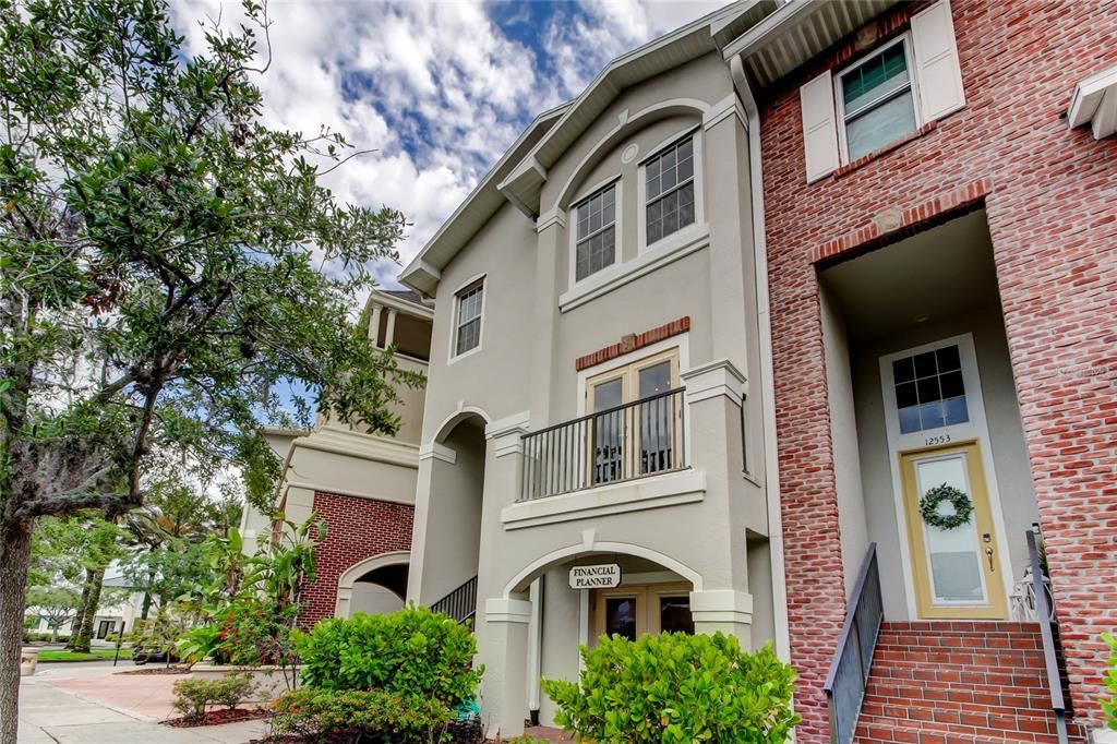 For Rent: $3,400 (3 beds, 2 baths, 2327 Square Feet)