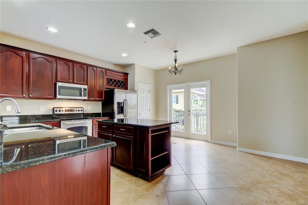 For Rent: $3,400 (3 beds, 2 baths, 2327 Square Feet)