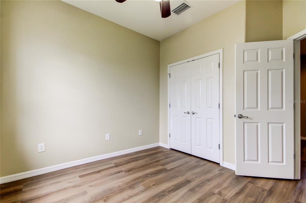 For Rent: $3,400 (3 beds, 2 baths, 2327 Square Feet)