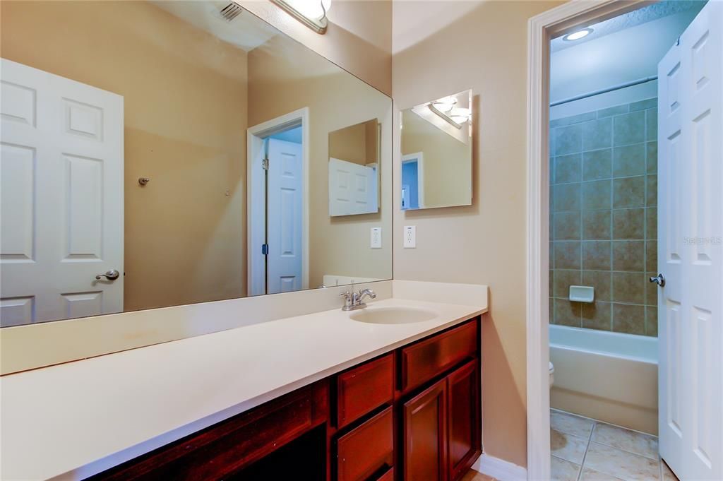 For Rent: $3,400 (3 beds, 2 baths, 2327 Square Feet)