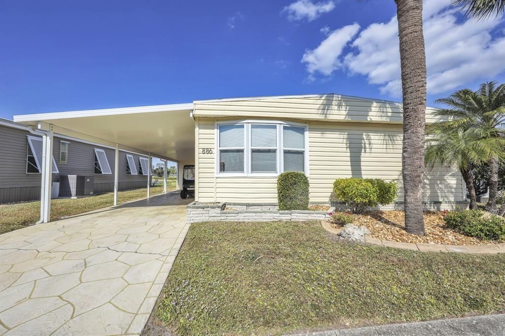 For Sale: $175,000 (2 beds, 2 baths, 1248 Square Feet)