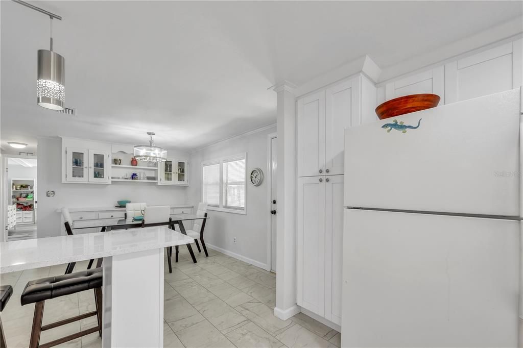 For Sale: $175,000 (2 beds, 2 baths, 1248 Square Feet)