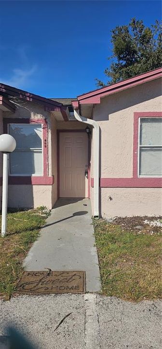 出租: $1,780 (3 贝兹, 2 浴室, 995 平方英尺)