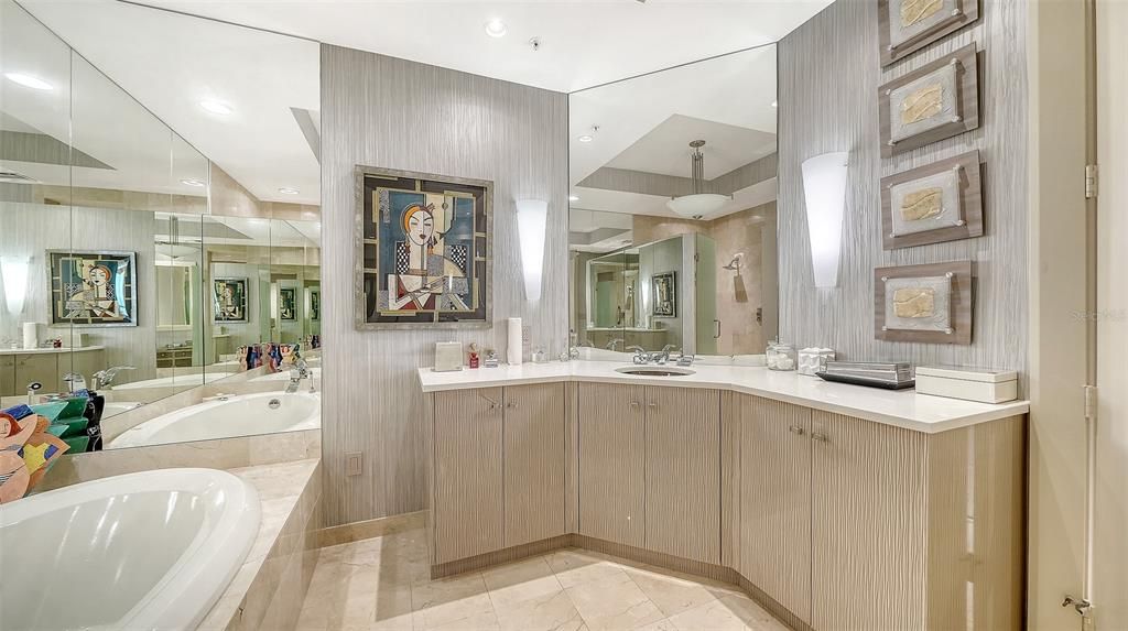 For Sale: $3,450,000 (2 beds, 2 baths, 2634 Square Feet)