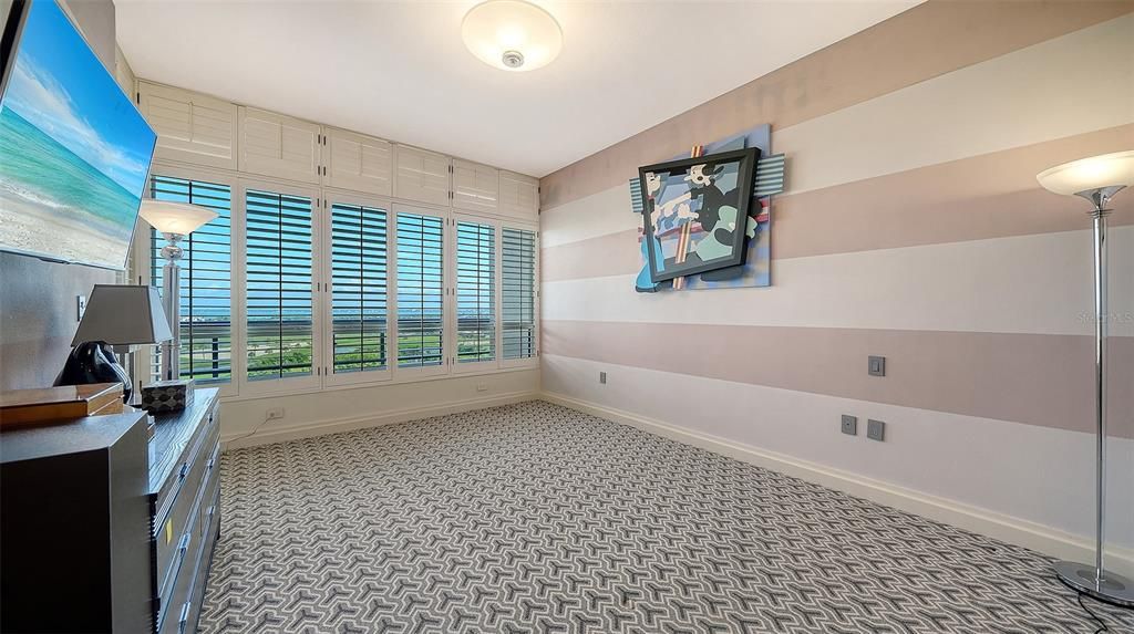 For Sale: $3,450,000 (2 beds, 2 baths, 2634 Square Feet)