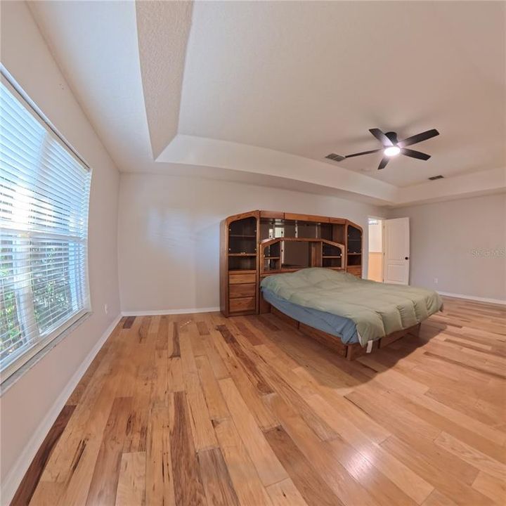 For Sale: $599,999 (4 beds, 3 baths, 2957 Square Feet)