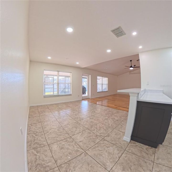 For Sale: $599,999 (4 beds, 3 baths, 2957 Square Feet)