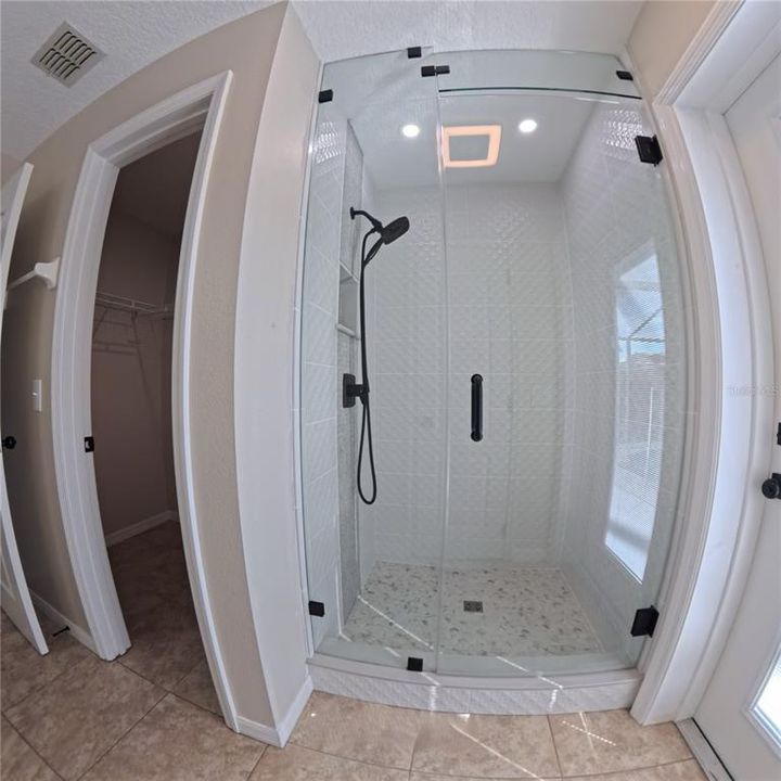 For Sale: $599,999 (4 beds, 3 baths, 2957 Square Feet)