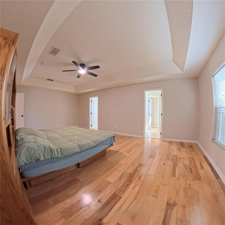 For Sale: $599,999 (4 beds, 3 baths, 2957 Square Feet)