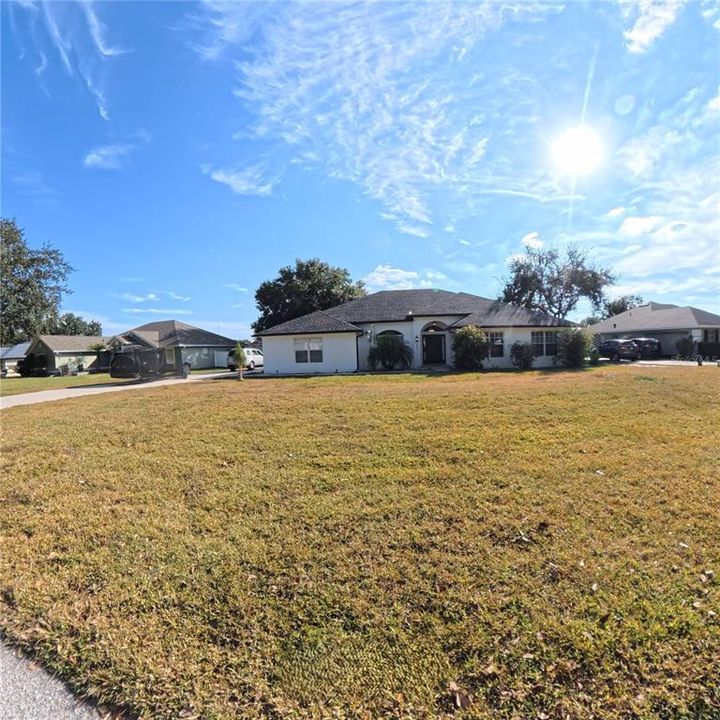 For Sale: $599,999 (4 beds, 3 baths, 2957 Square Feet)