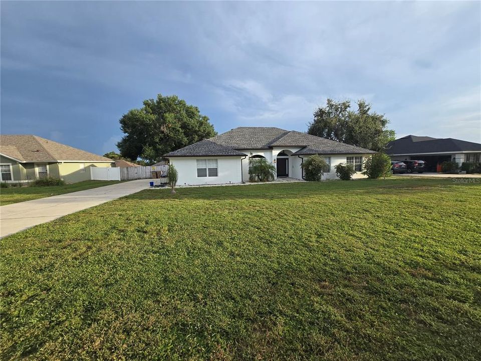 For Sale: $599,999 (4 beds, 3 baths, 2957 Square Feet)