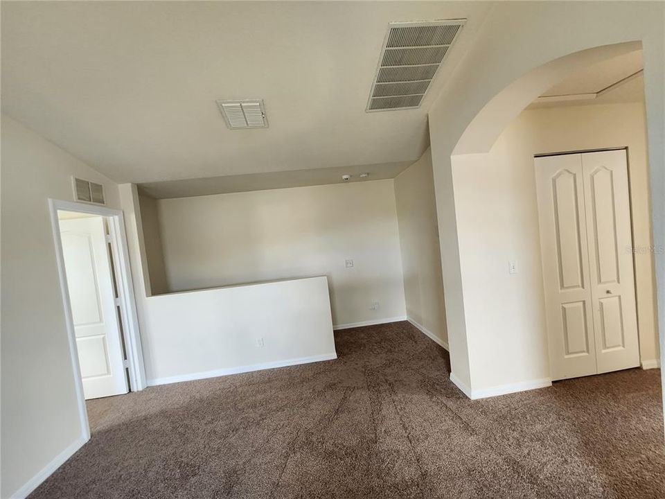 For Rent: $3,000 (4 beds, 2 baths, 2165 Square Feet)
