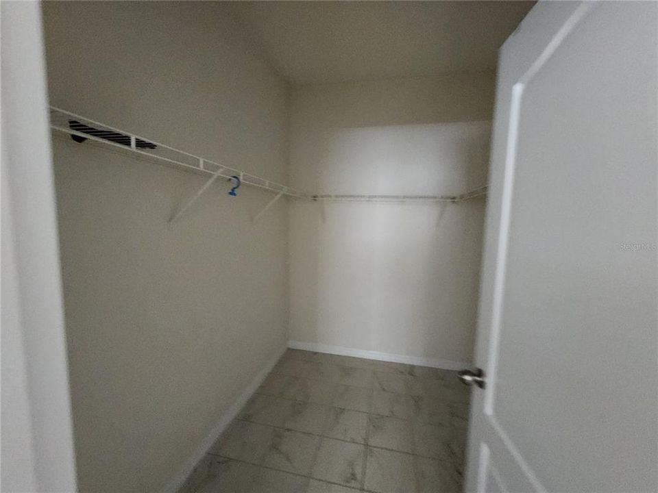 For Rent: $3,000 (4 beds, 2 baths, 2165 Square Feet)