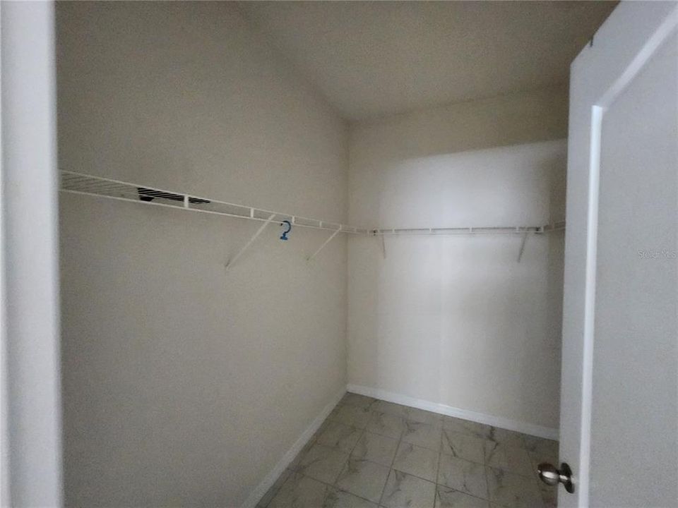 For Rent: $3,000 (4 beds, 2 baths, 2165 Square Feet)