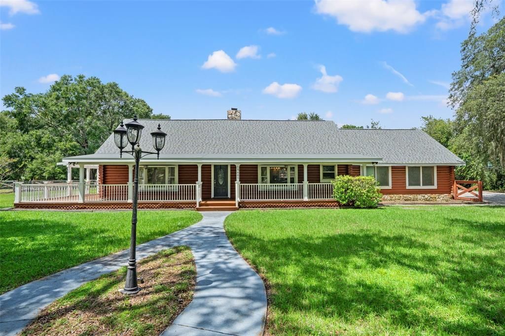 На продажу: $698,900 (3 спален, 2 ванн, 2404 Квадратных фут)