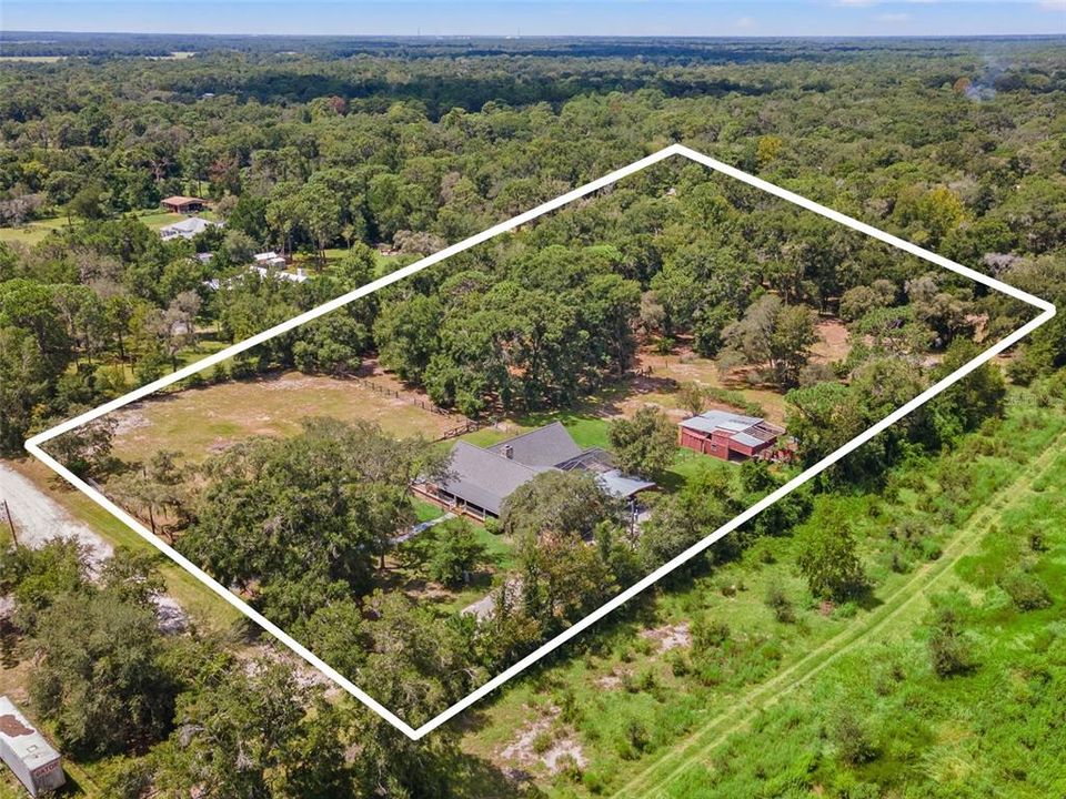 На продажу: $698,900 (3 спален, 2 ванн, 2404 Квадратных фут)