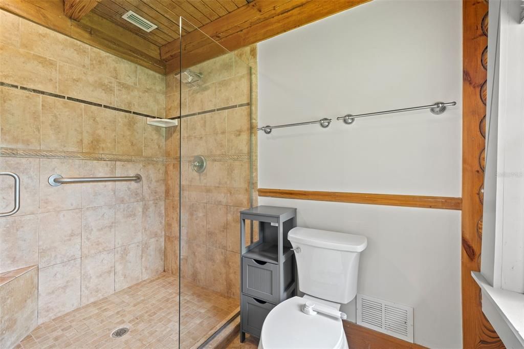 На продажу: $698,900 (3 спален, 2 ванн, 2404 Квадратных фут)