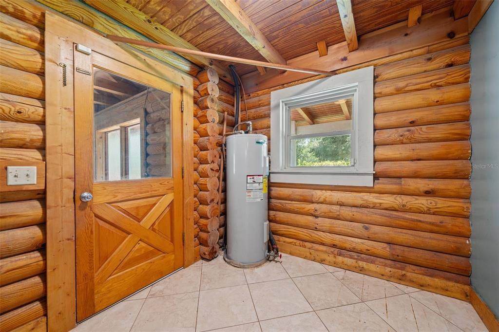 На продажу: $698,900 (3 спален, 2 ванн, 2404 Квадратных фут)