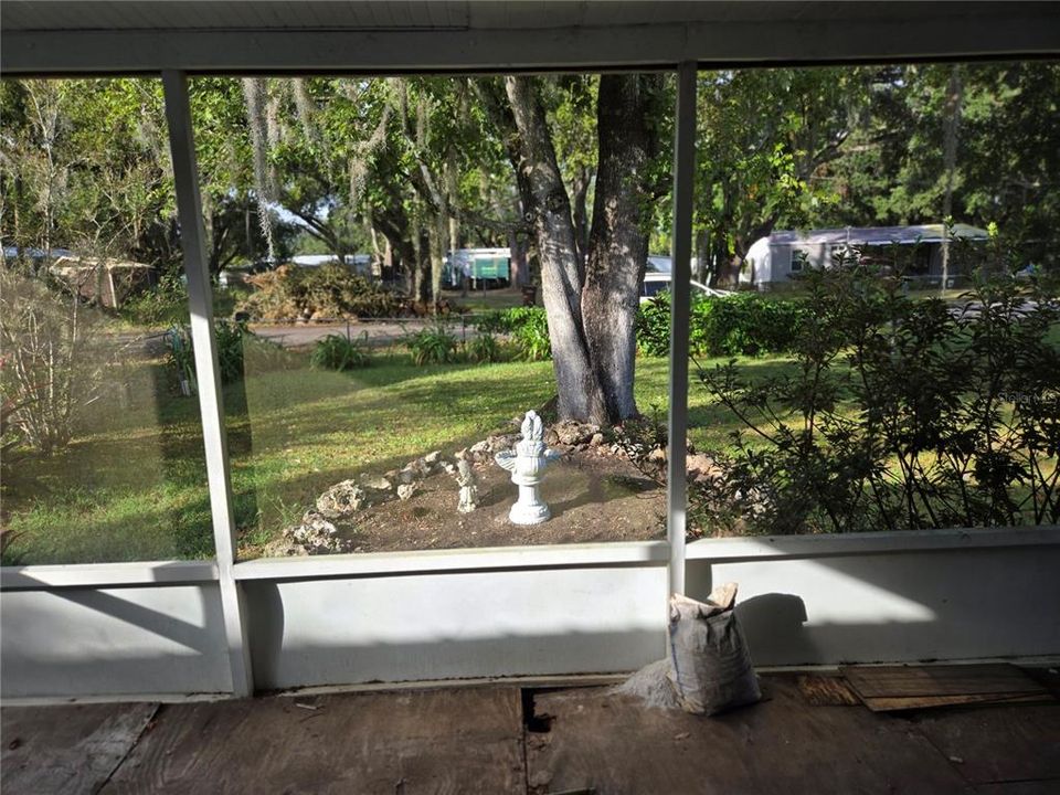 待售: $150,000 (4 贝兹, 2 浴室, 1568 平方英尺)