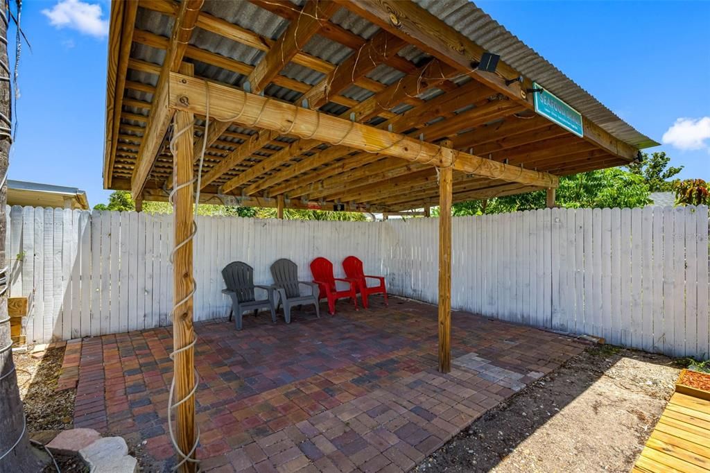 For Sale: $349,900 (3 beds, 2 baths, 1362 Square Feet)