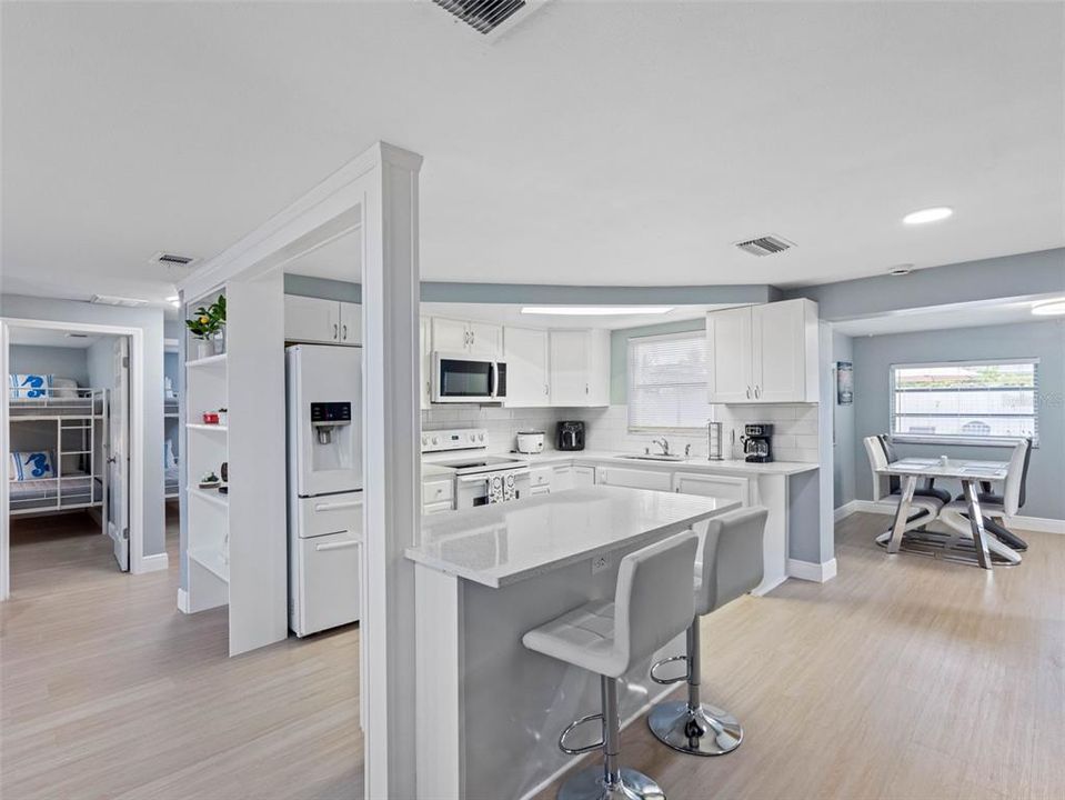 For Sale: $349,900 (3 beds, 2 baths, 1362 Square Feet)