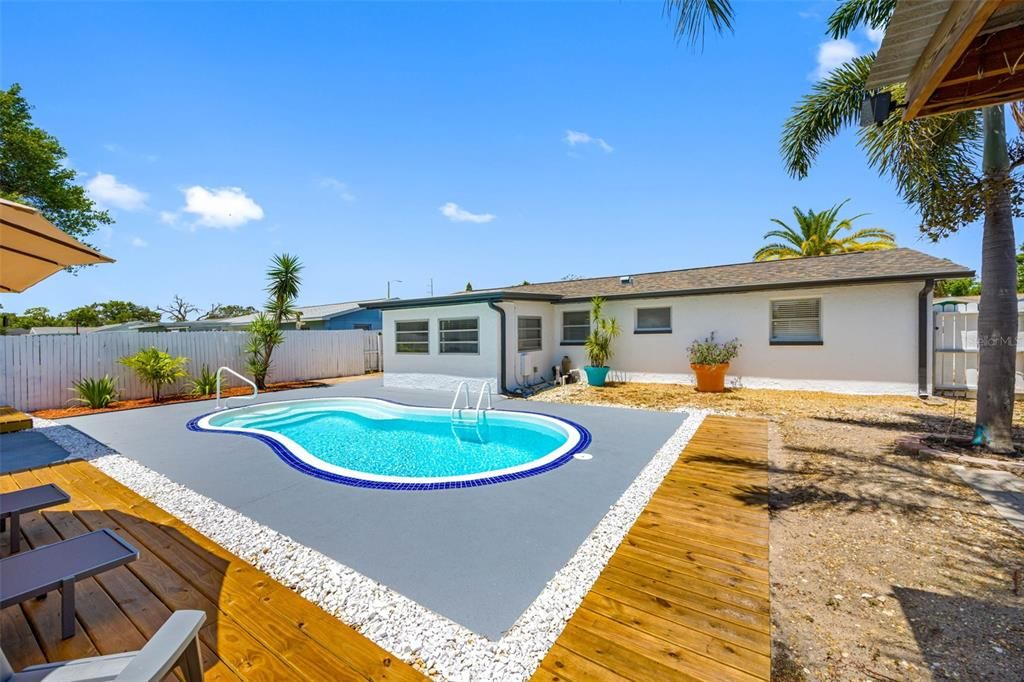 For Sale: $349,900 (3 beds, 2 baths, 1362 Square Feet)