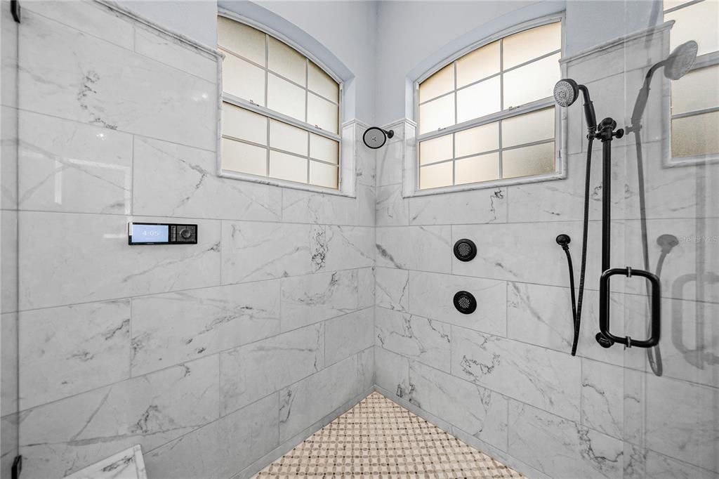 待售: $1,200,000 (3 贝兹, 4 浴室, 3813 平方英尺)