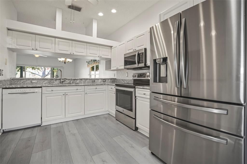 待售: $329,000 (3 贝兹, 2 浴室, 1670 平方英尺)