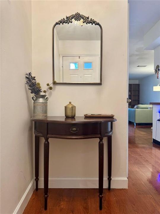 出租: $1,975 (2 贝兹, 2 浴室, 1236 平方英尺)