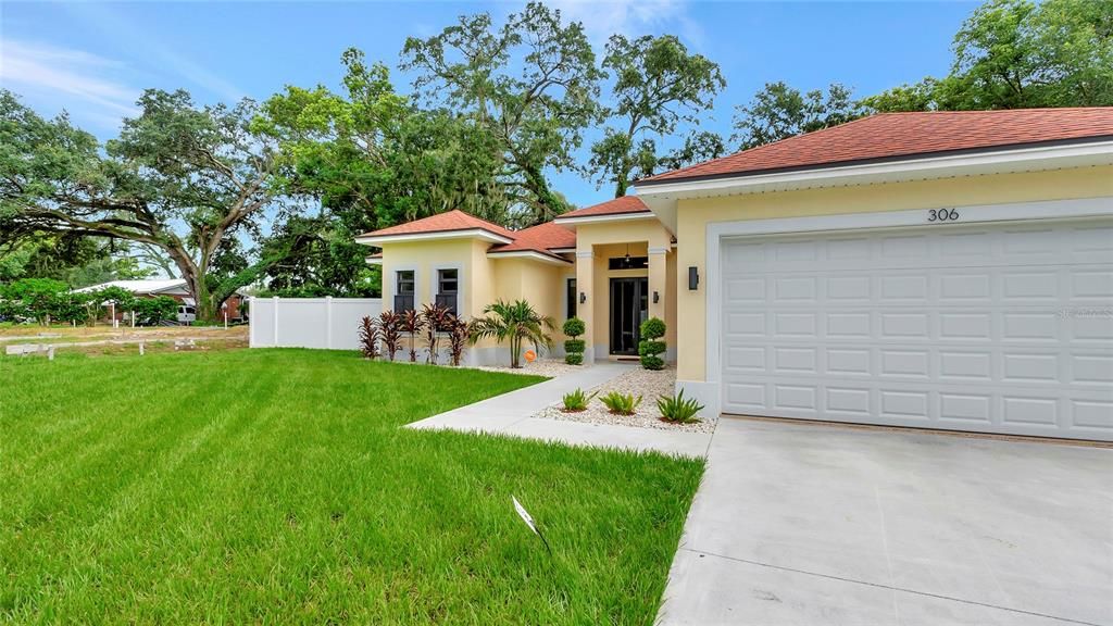 For Rent: $2,900 (3 beds, 2 baths, 1515 Square Feet)